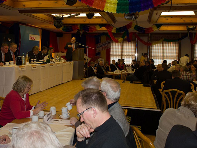 Steffen Kampeter MdB bei seiner Rede Steffen Kampeter MdB bei seiner Rede